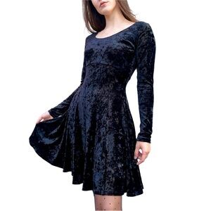 The Limited Y2K Black Crushed Velvet Long Sleeve Babydoll Whimsigoth Dress M